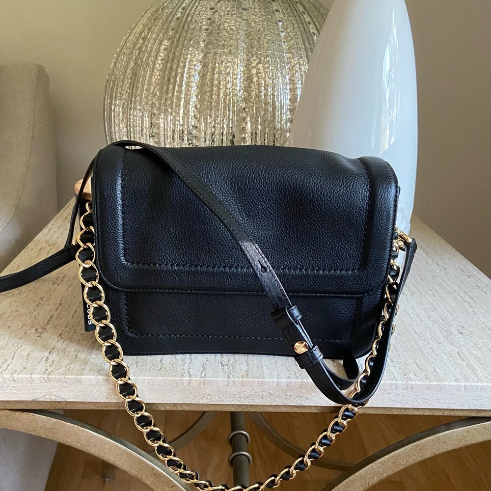 Marc Jacobs Black Leather Bag with Gold Chain